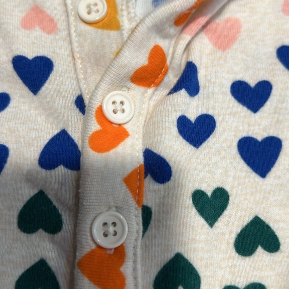 Old navy onsie - Picture 3 of 3